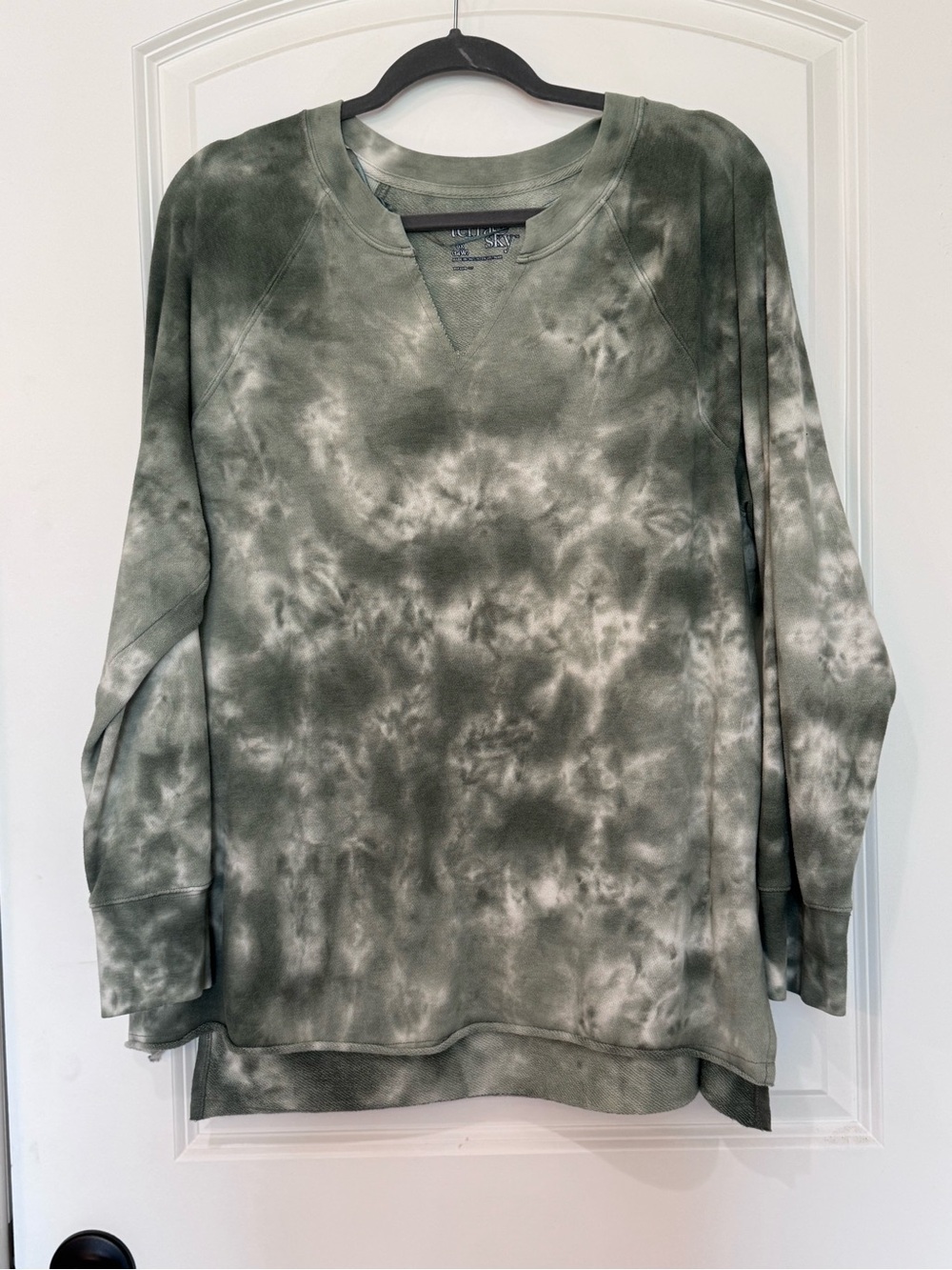 Terra & Sky Olive Green Tie-Dye Pullover Sweatshirt